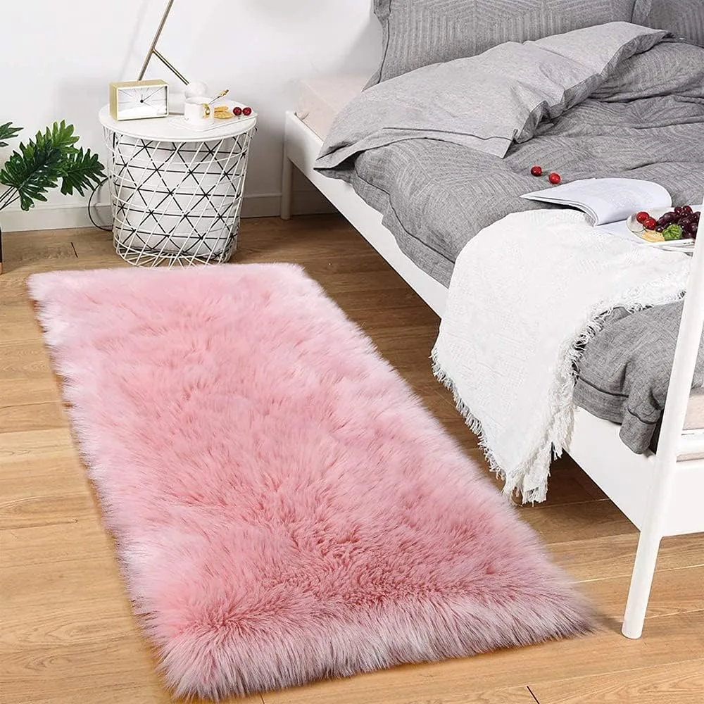 Fluffy Small Dog Cat Bed Mat Plush Faux Fur Pet Bed Mat for Dogs & Cats - Soft & Fluffy Dog Rug, Sheepskin Rug, Luxurious Faux Fur Ultra Cozy for Dogs & Cats