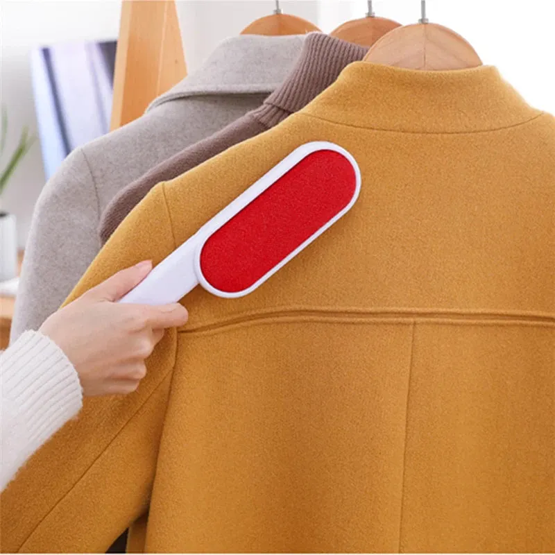 Reusable Double-Sided Lint Remover Brush